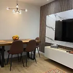 23 Innes Street Apartment